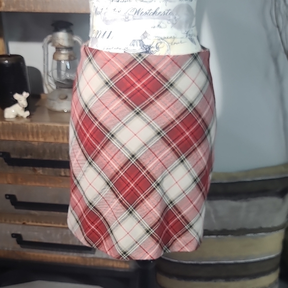 H&M Red and White Plaid Mini Skirt